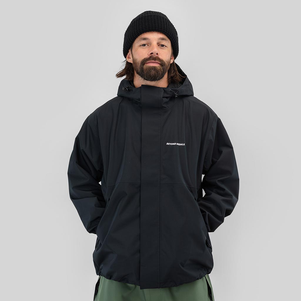 Beyond Medals 2026 The Jacket 2L - Black
