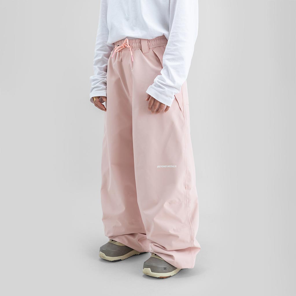 Beyond Medals 2027 Park Pant - Pink