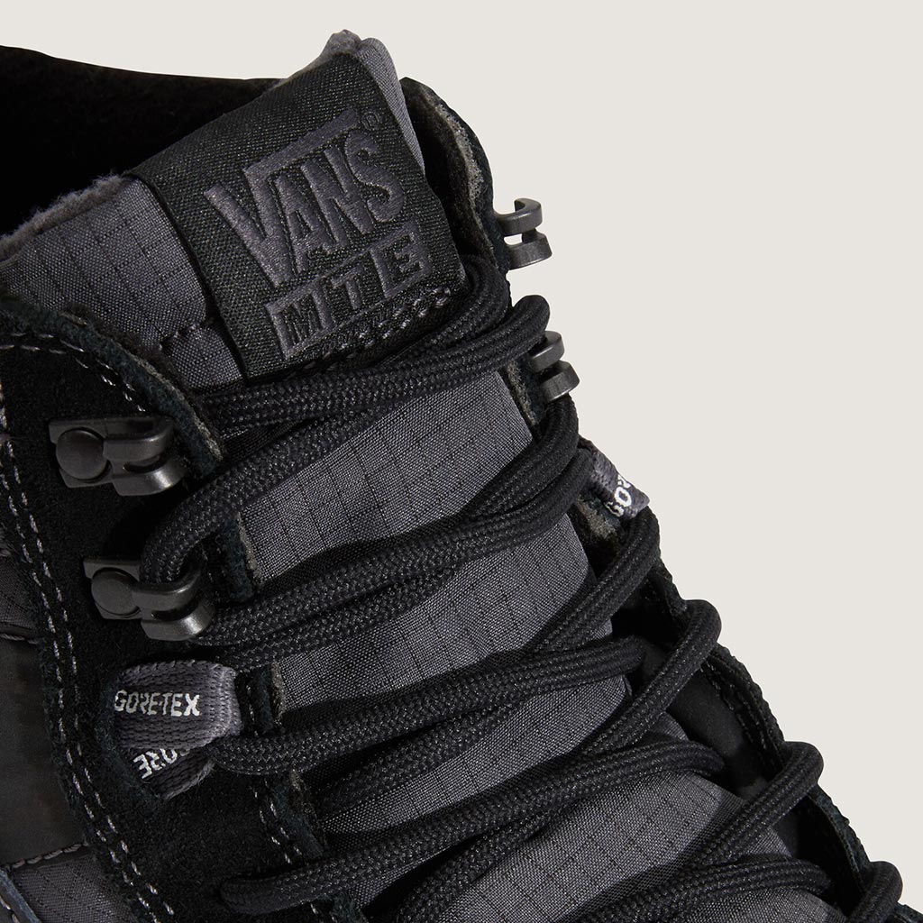 Vans MTE Sk8-Hi Gore-Tex Boots - Black/Black