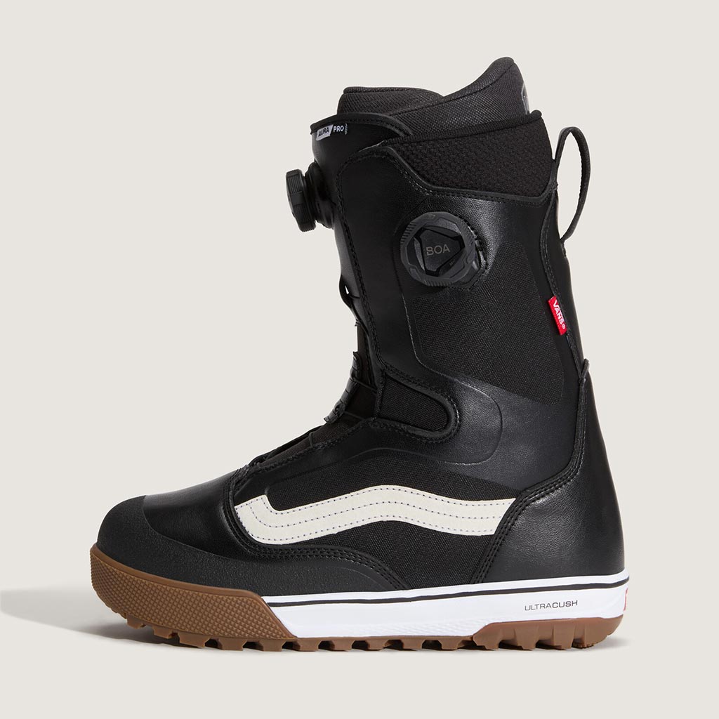 Vans 2026 Aura Pro Boot - Black/White