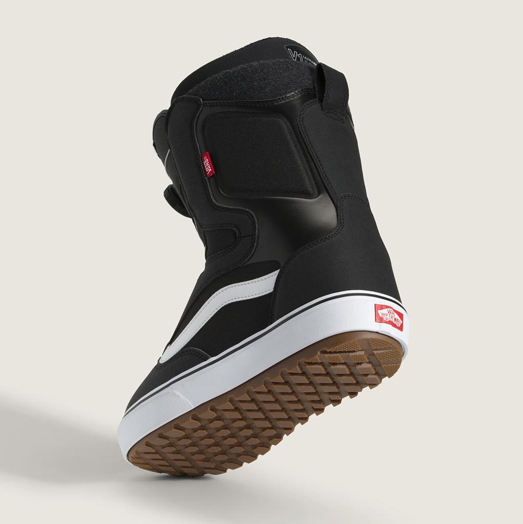 Vans 2026 Aura OG Boot - Black/White